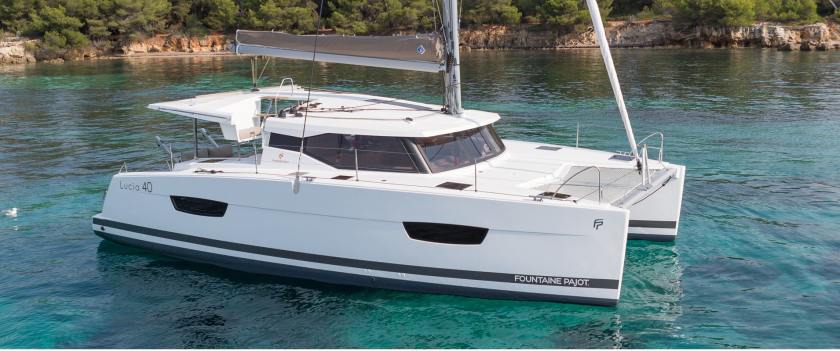 lucia-40-fountaine-pajot-sailing-catamarans-4-min